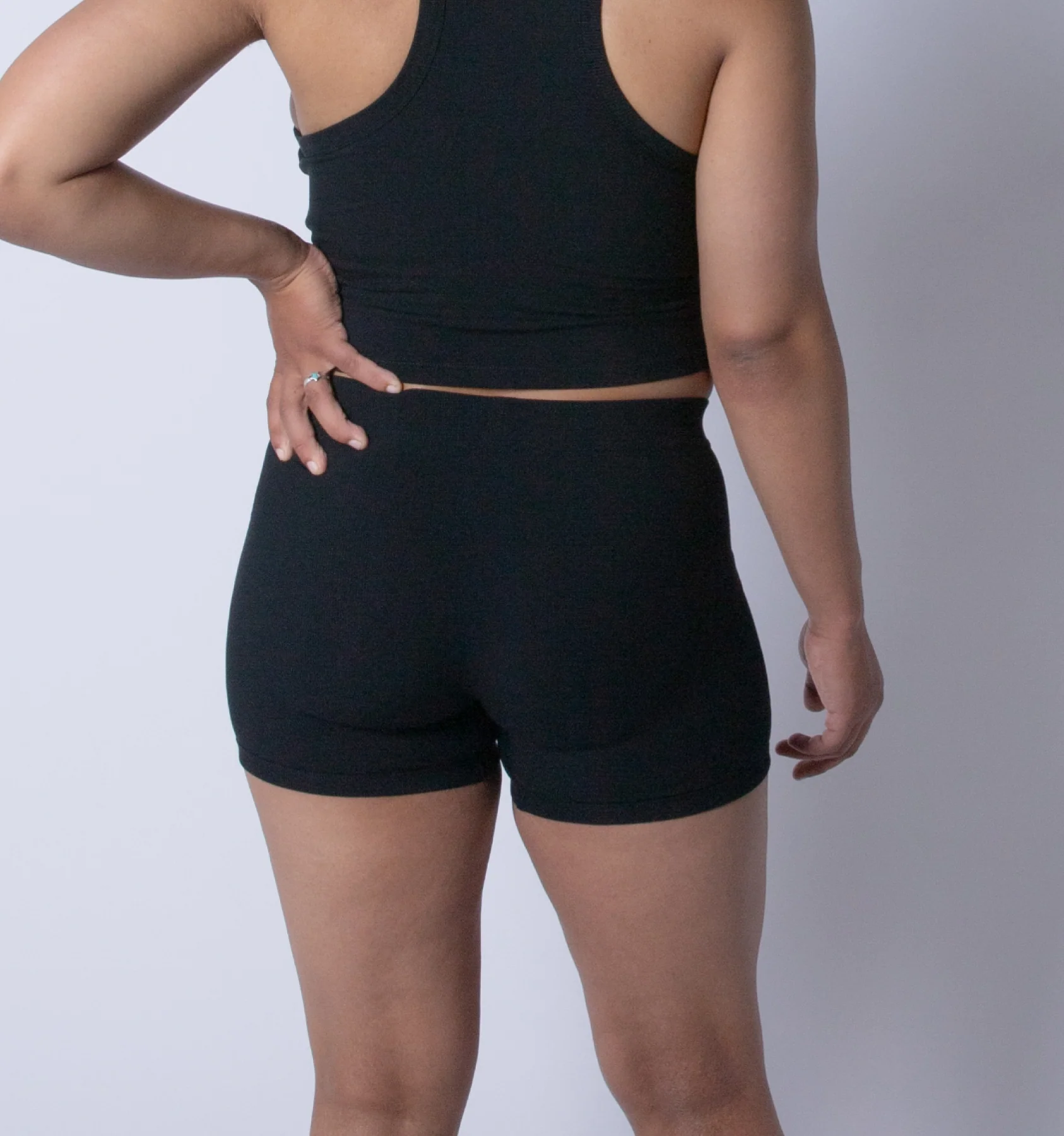 112-bamboo-rib-4-5-trunks-black-1.webp