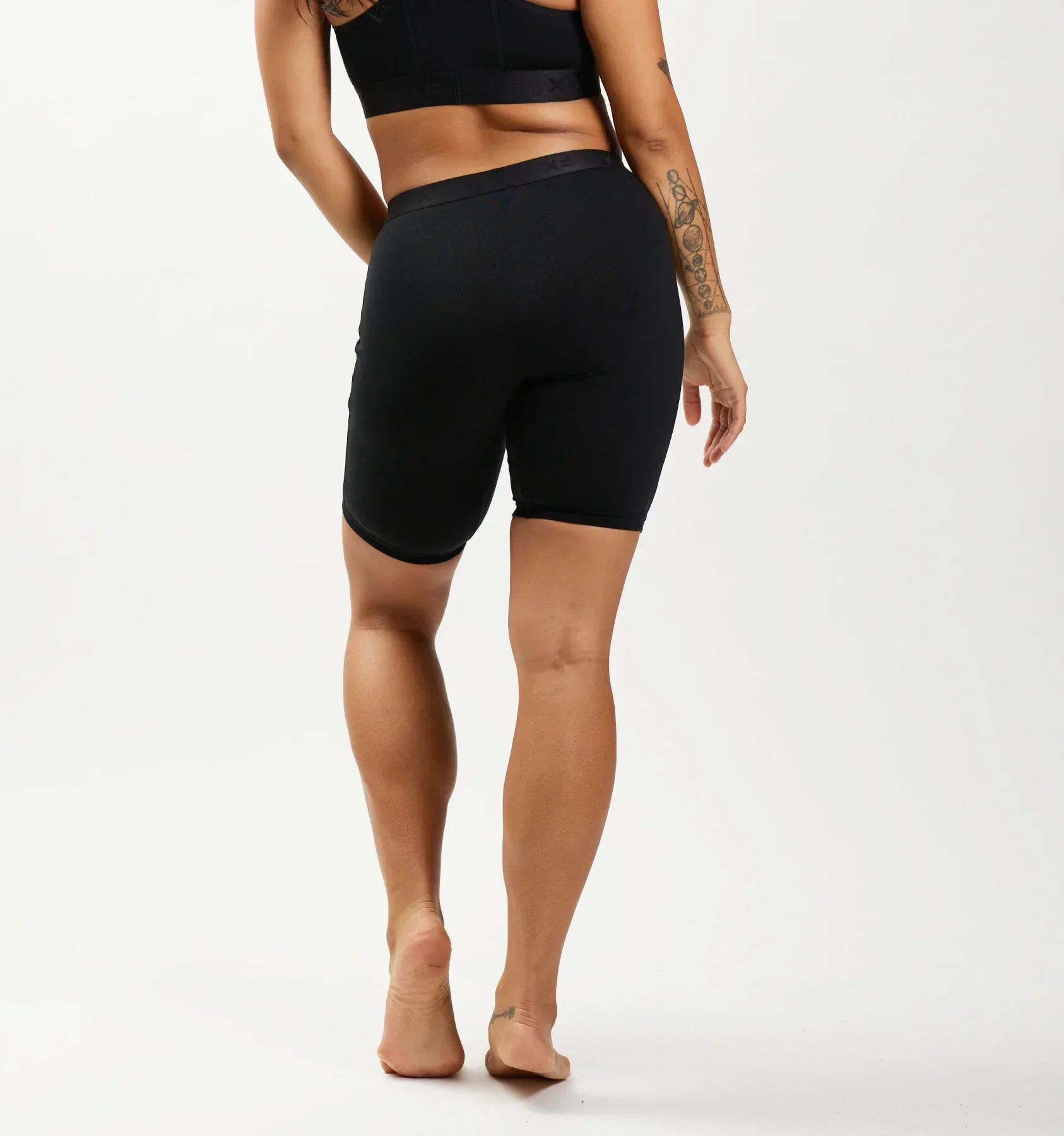 1258-9-boxer-briefs-black-logo-1.webp
