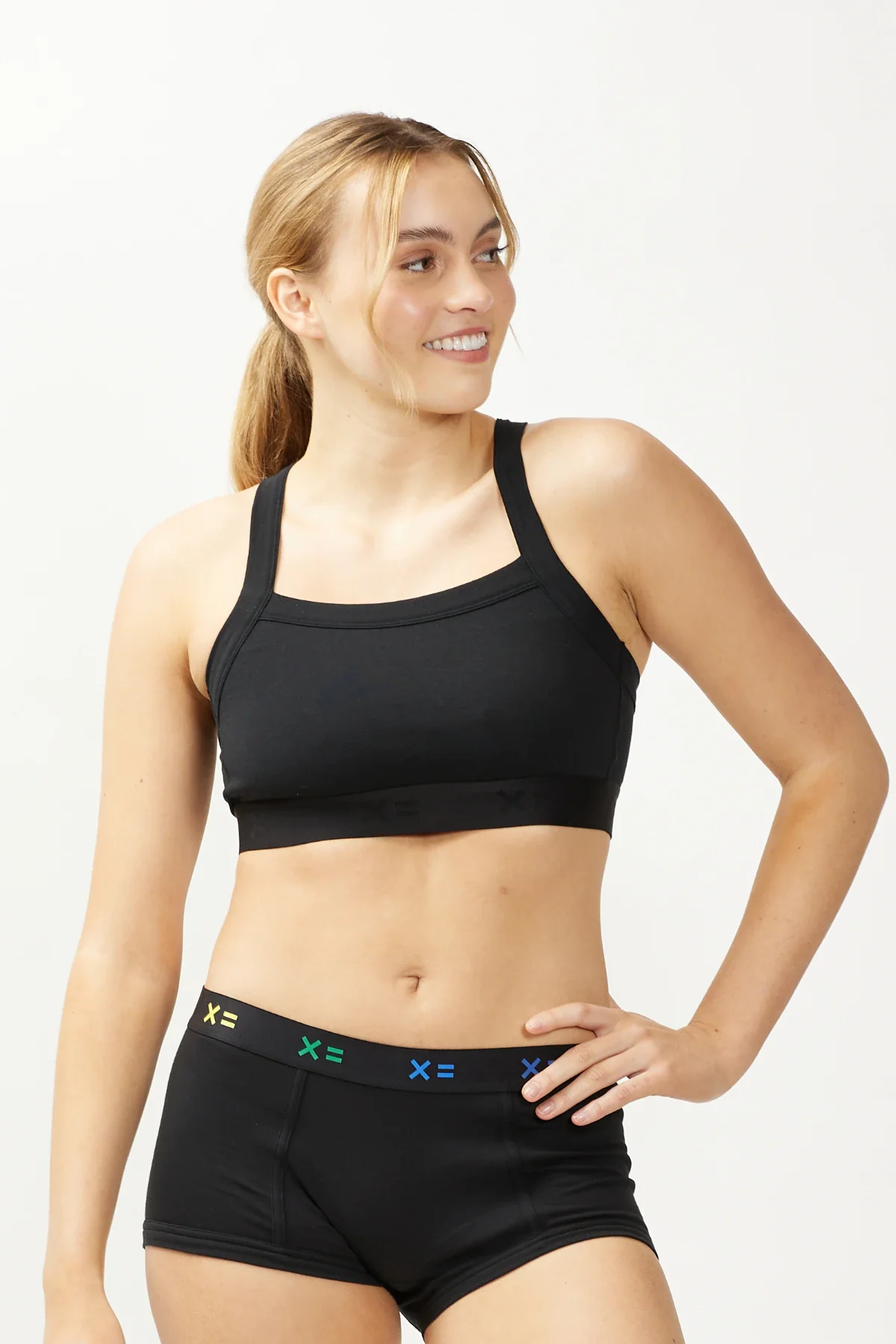 1725-scoop-soft-bra-x-black-1.webp