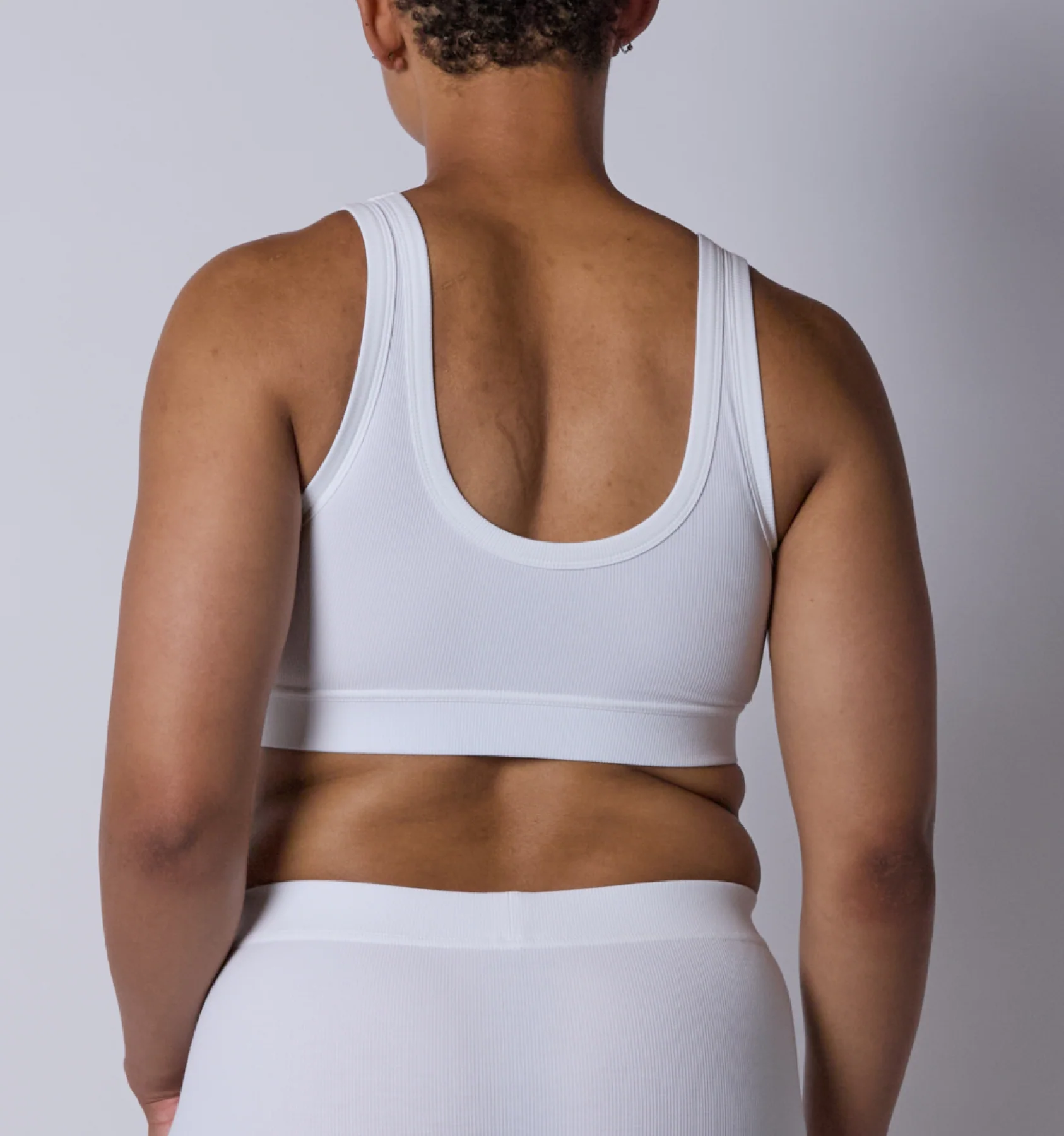 2204-bamboo-rib-essentials-soft-bra-bright-white-1.webp