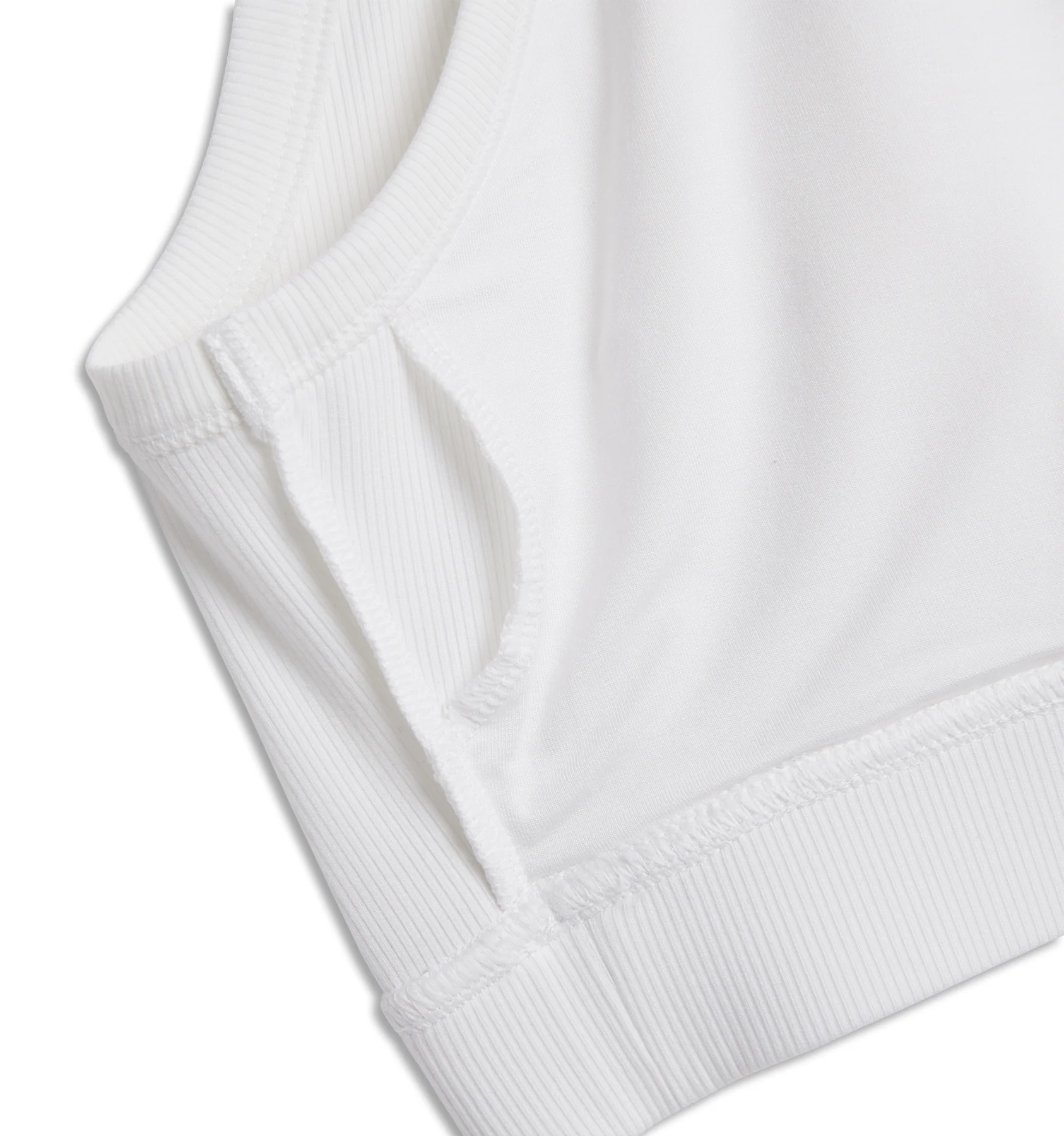 2204-bamboo-rib-essentials-soft-bra-bright-white-1.webp