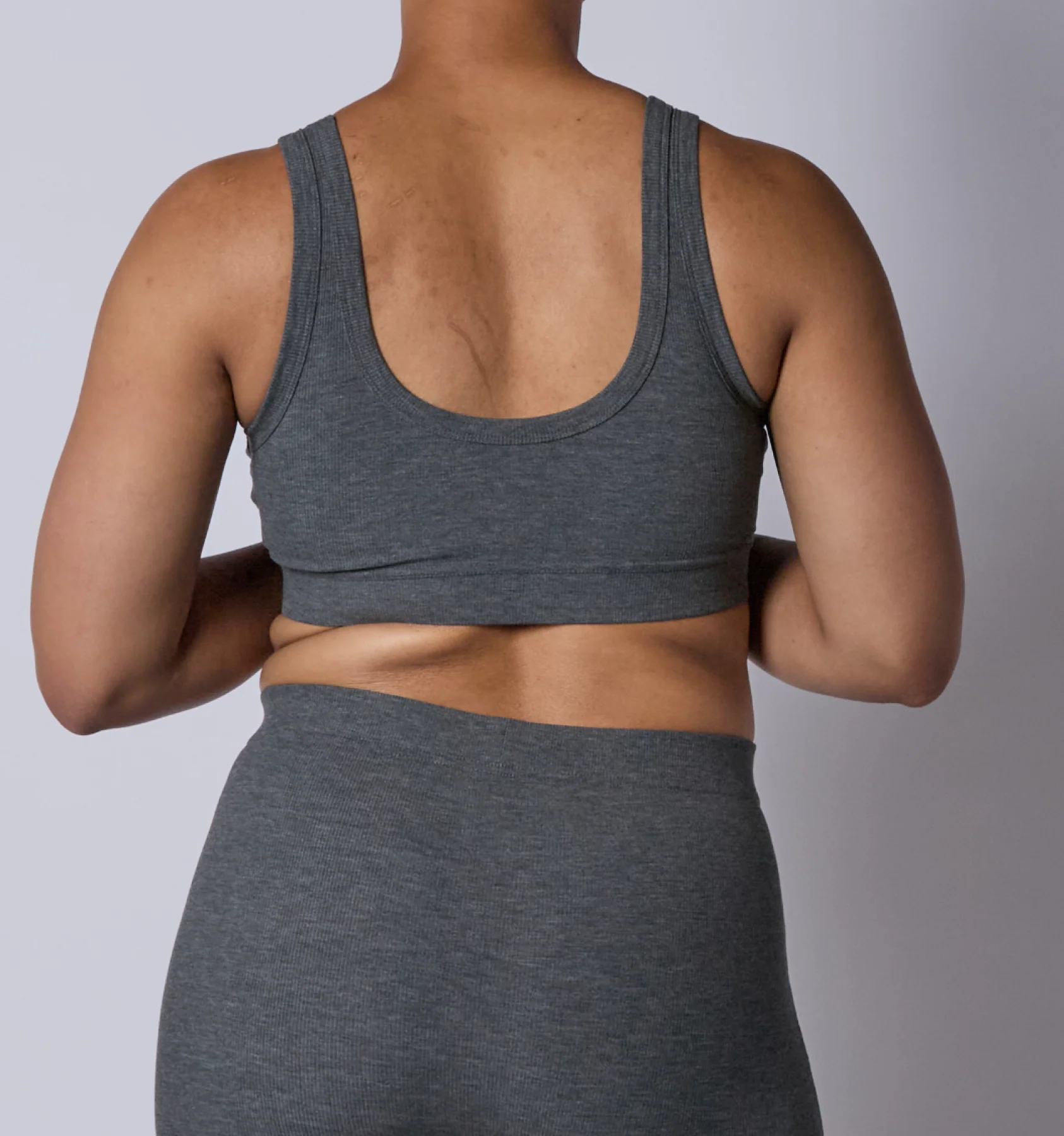 2226-bamboo-rib-essentials-soft-bra-heather-gray-1.webp