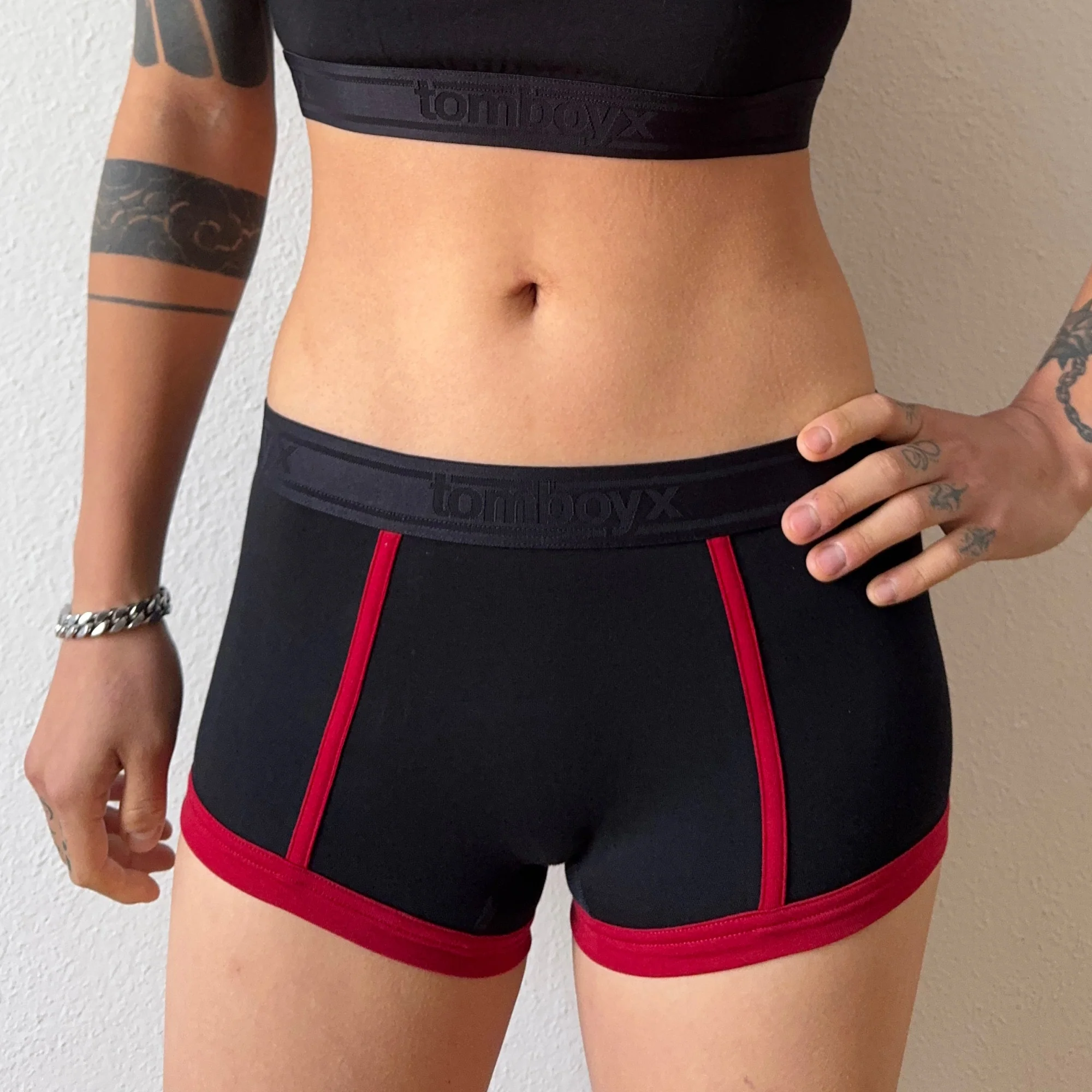 2769-boy-shorts-red-edge-1.webp