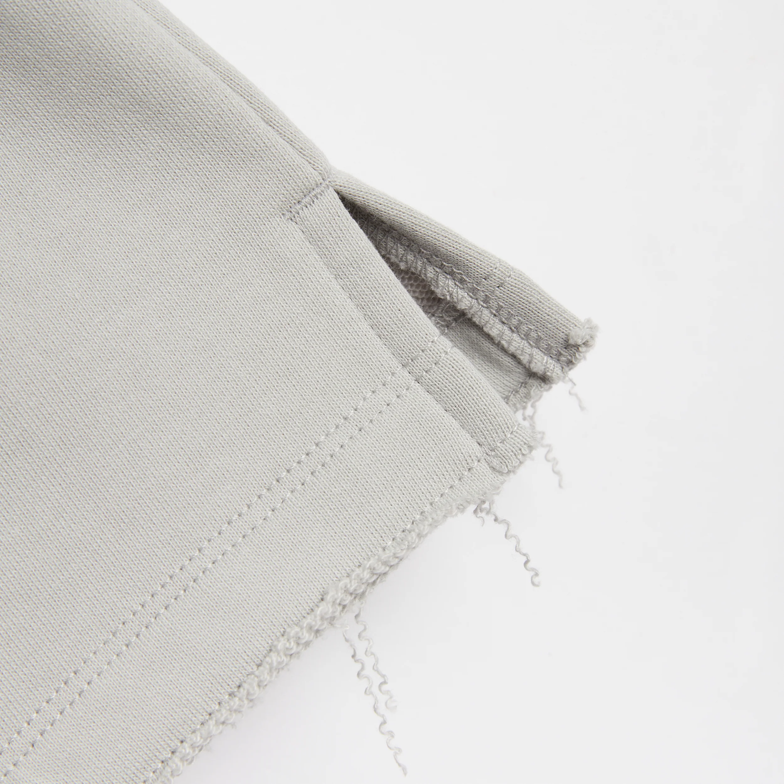 3907-french-terry-cut-off-crew-concrete-gray-1.webp