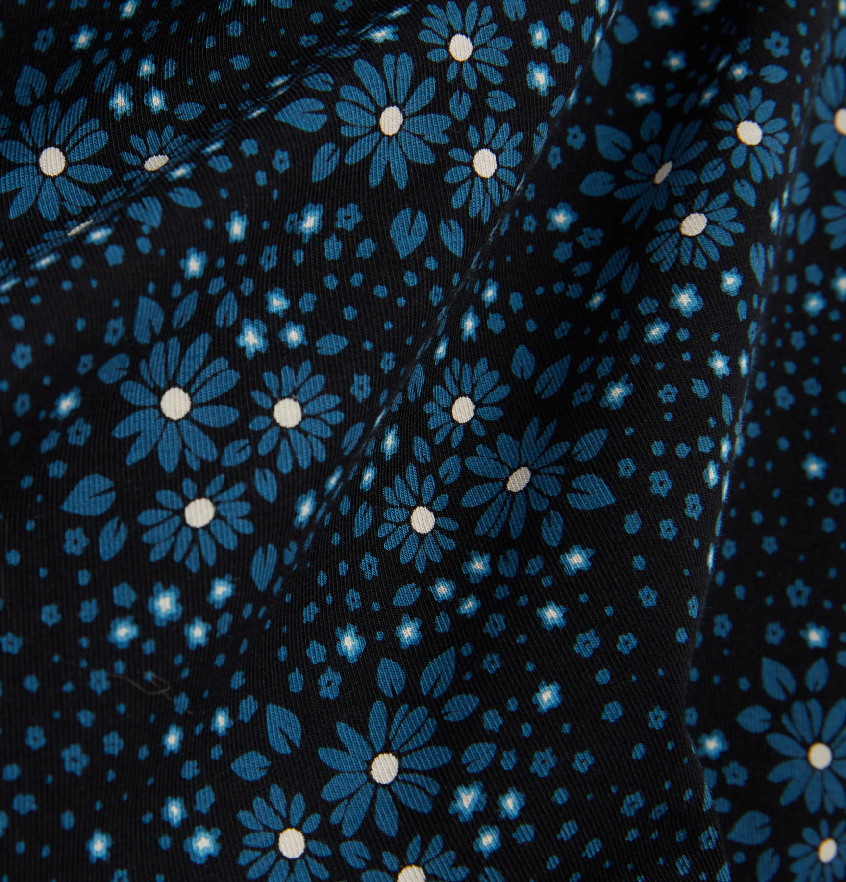 3722-first-line-period-bikini-heavy-petal-1.webp