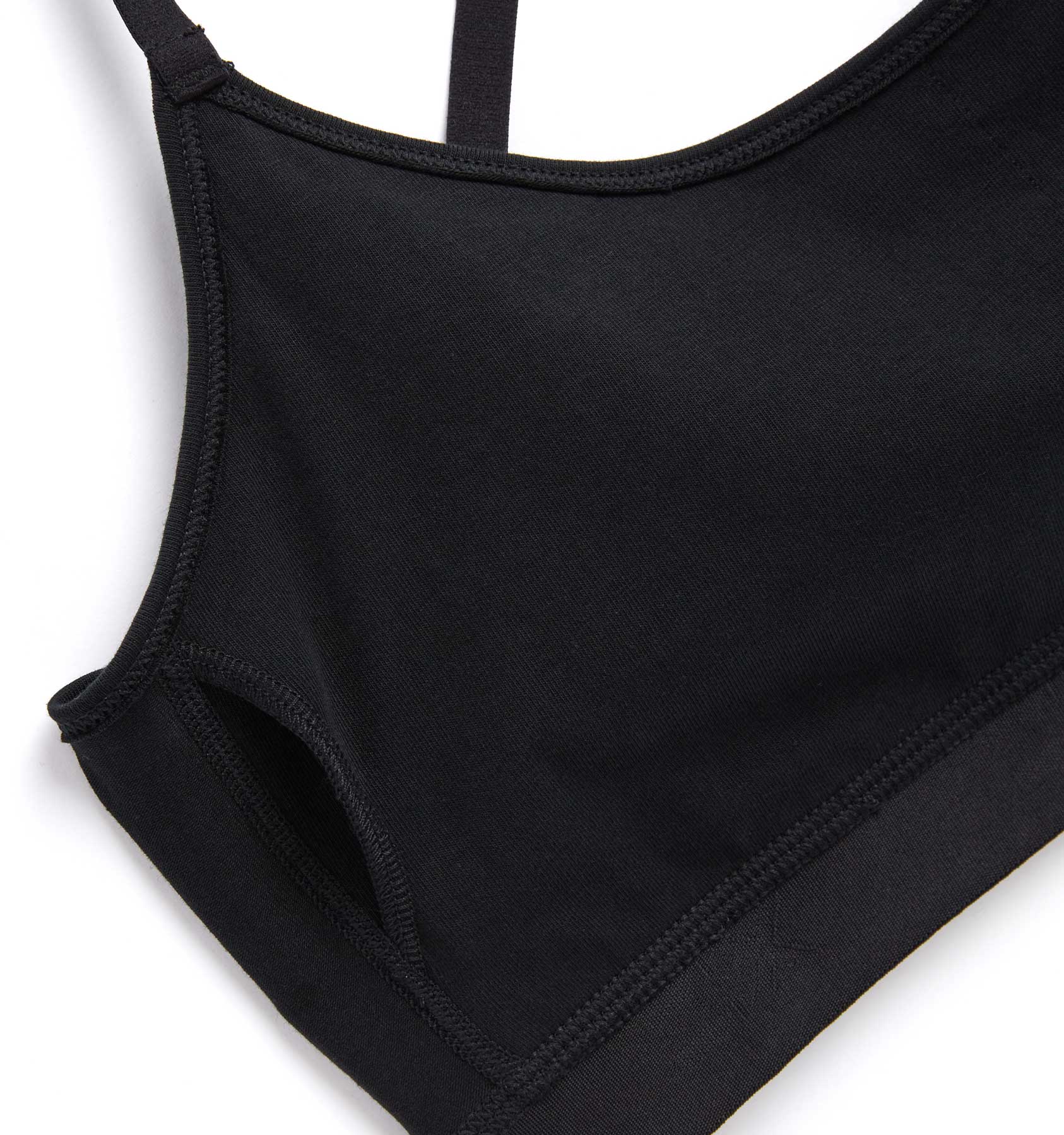 4641-low-cut-soft-bra-x-black-1.webp