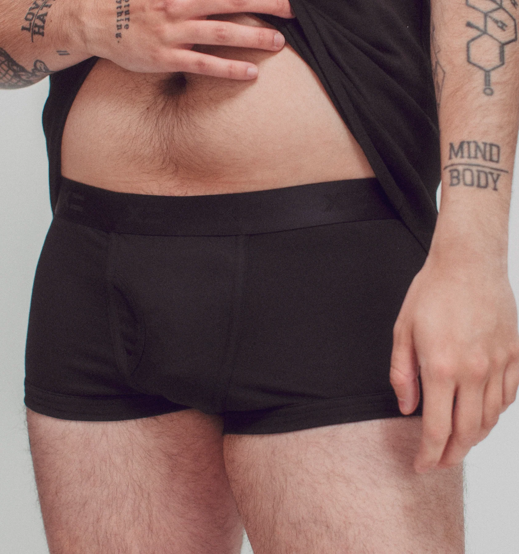4663-packing-boy-shorts-x-black-1.webp
