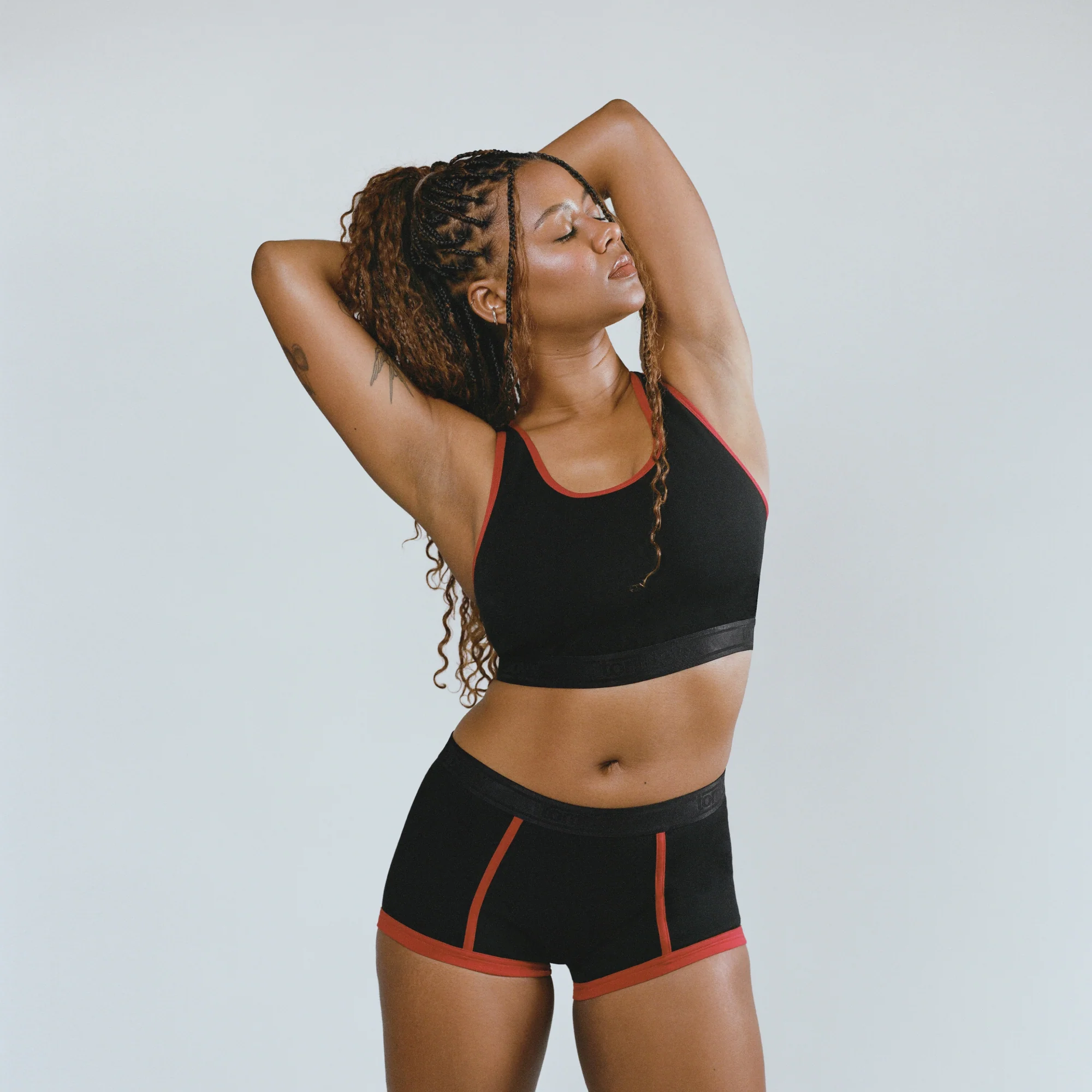 4989-racerback-soft-bra-red-edge-1.webp