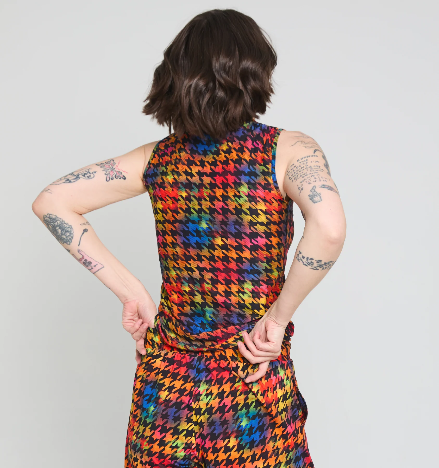 Solarmesh Tank - Rainbow Houndstooth