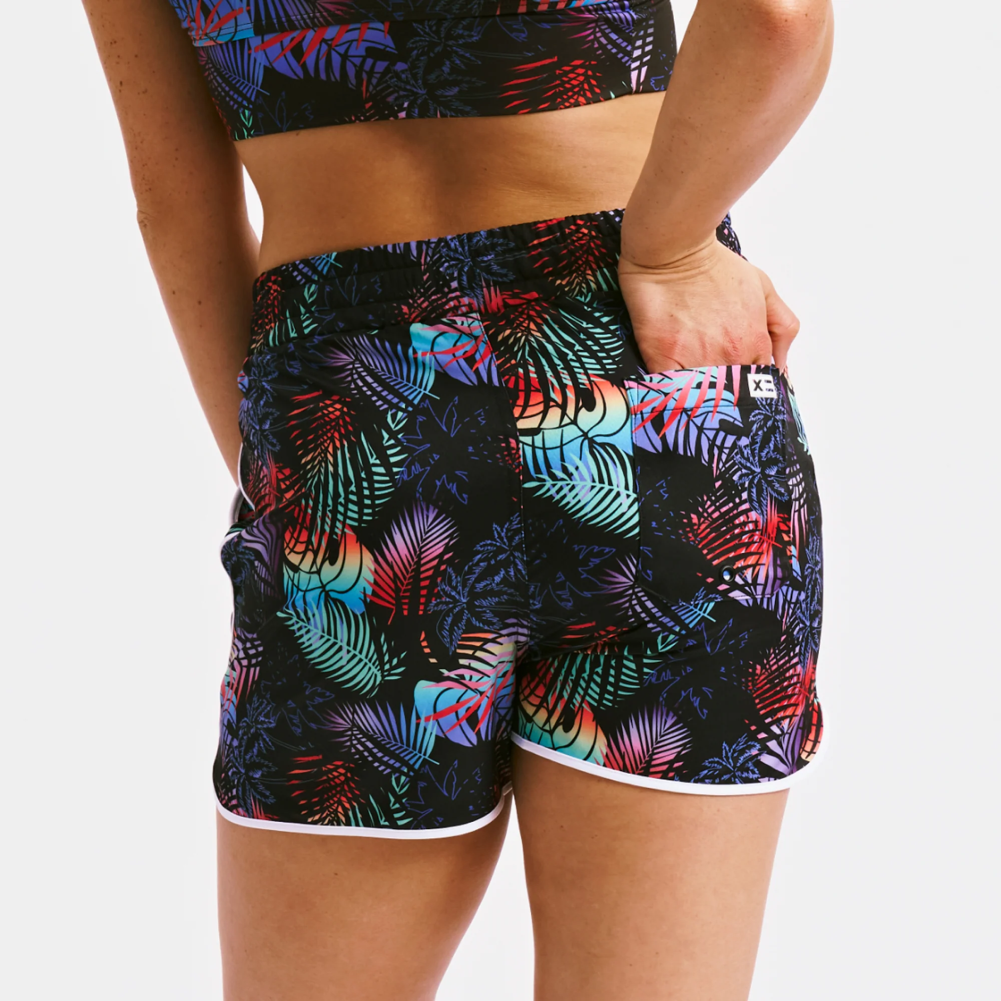 5217-swim-2-5-high-waisted-board-shortie-palm-dreams-1.webp