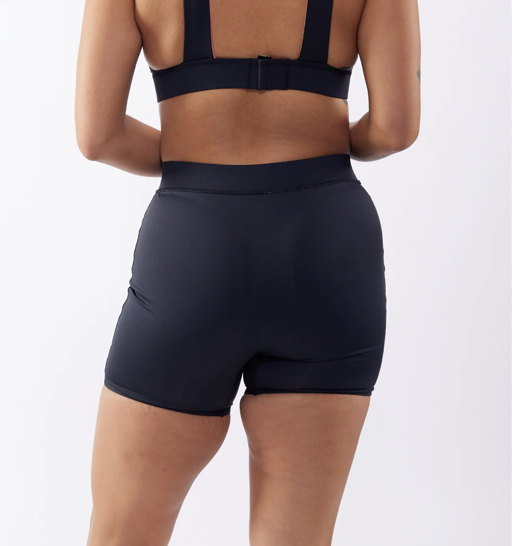 5290-swim-4-5-reversible-short-melting-rainbow-1.webp