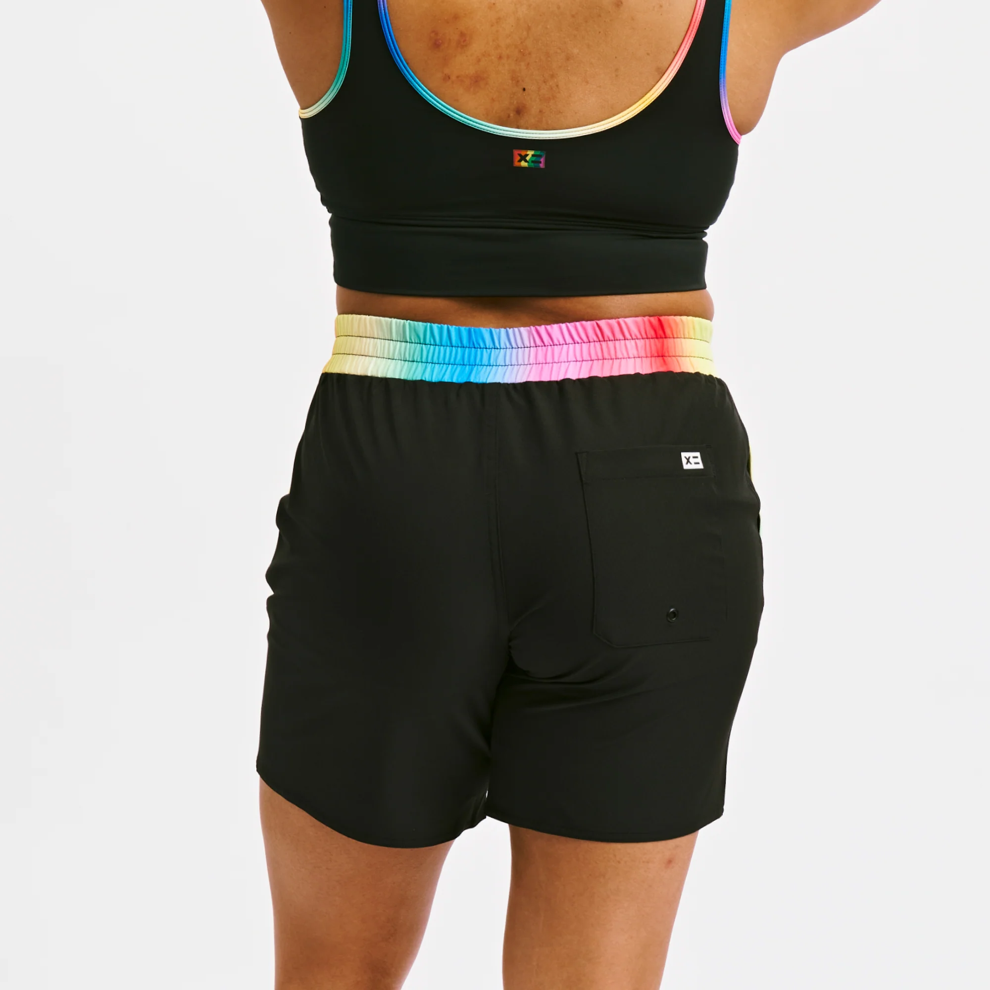 5539-swim-7-heritage-board-shorts-black-rainbow-ombre-1.webp